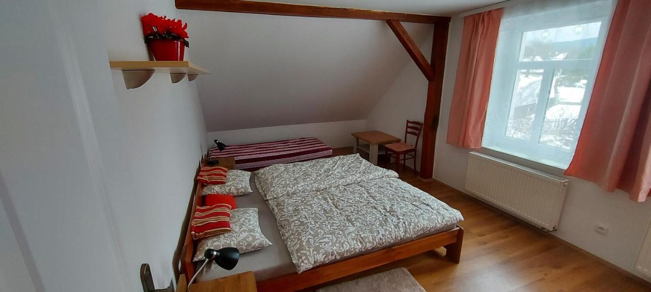 Apartment Bila Stopa - Pro Jednu Partu