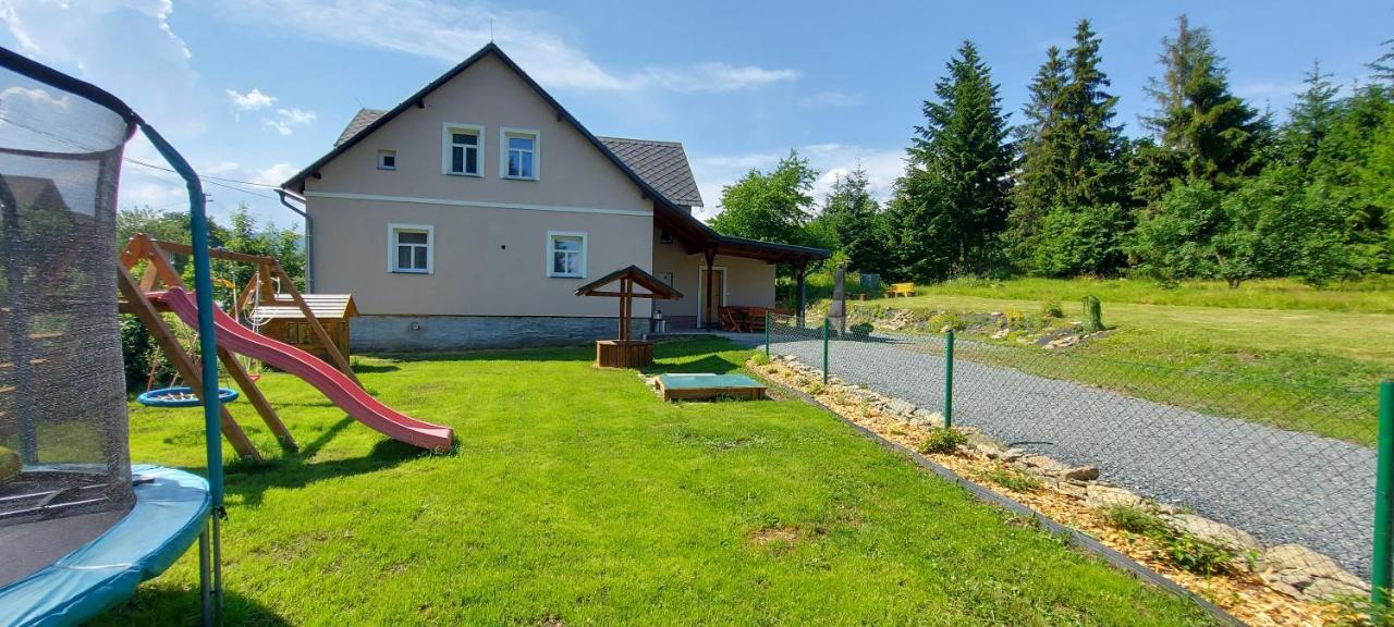 Apartment Bila Stopa - Pro Jednu Partu Stara Ves