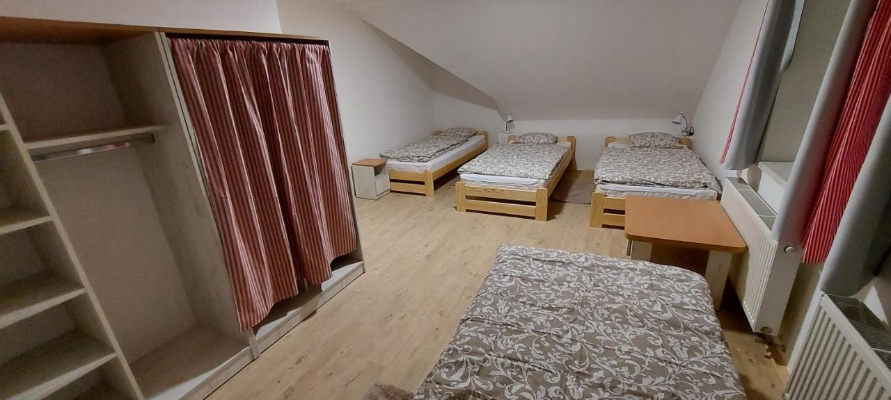 Apartment Bila Stopa - Pro Jednu Partu *