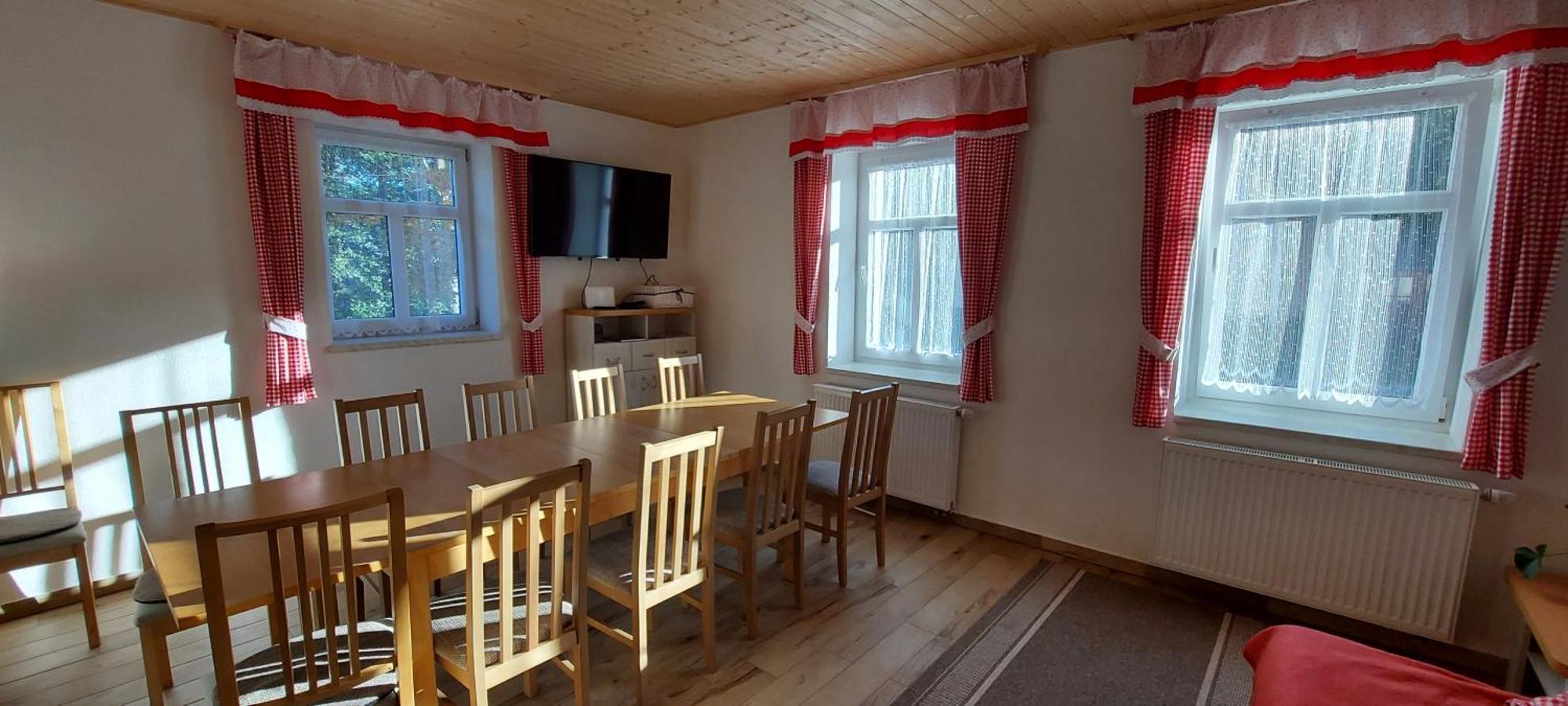Apartment Bila Stopa - Pro Jednu Partu *